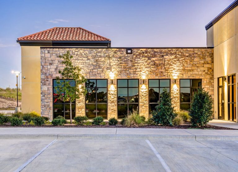 联盟医疗办公楼丨GSR Andrade Architects-19