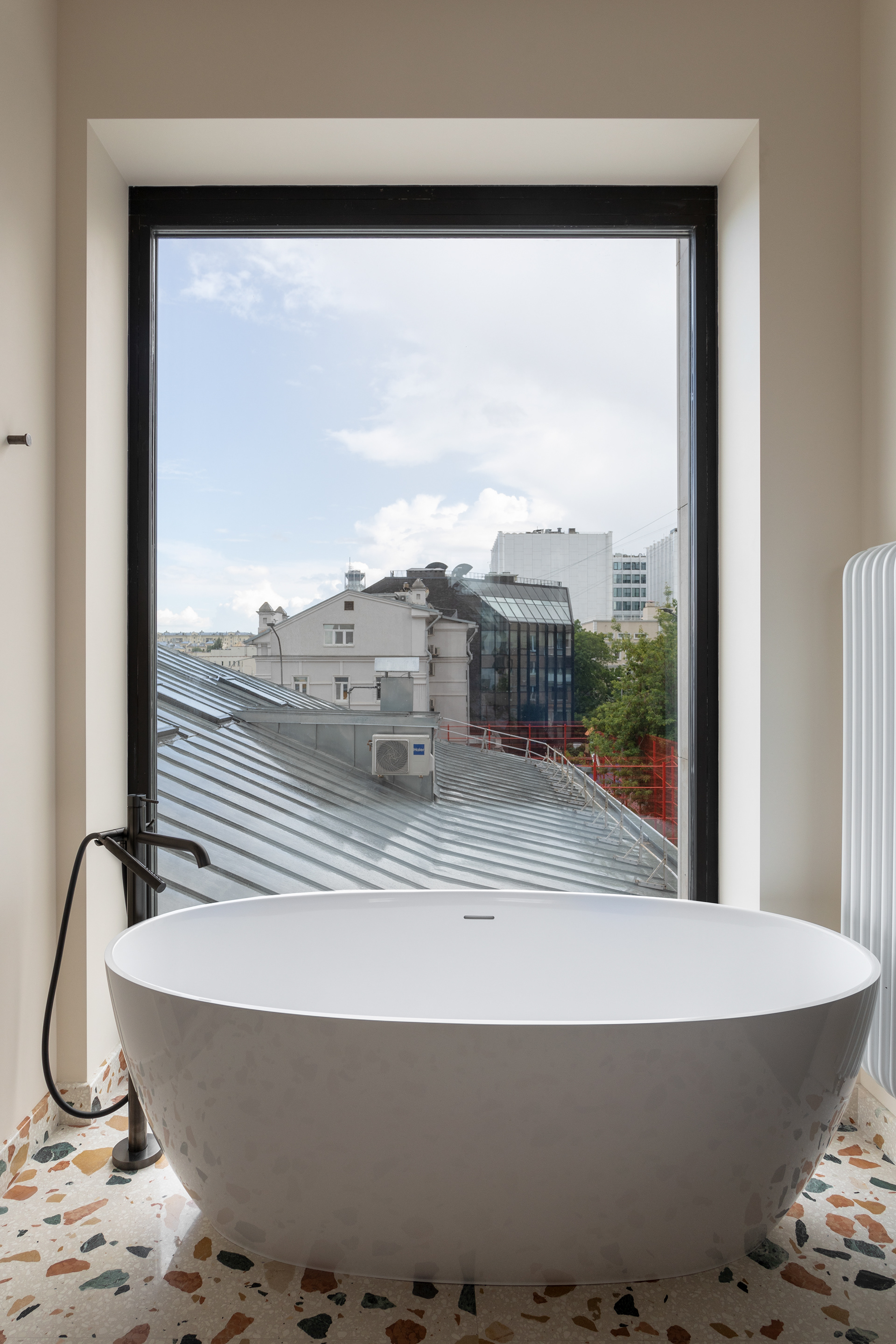 flat（未明确具体中文名）丨Anastasia Brandt-17