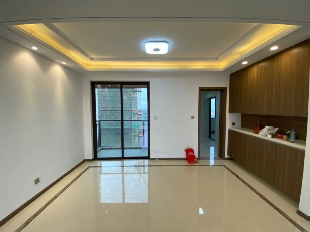 李佳眉设计 | 精装房大改造，黑白灰的简约空间-81