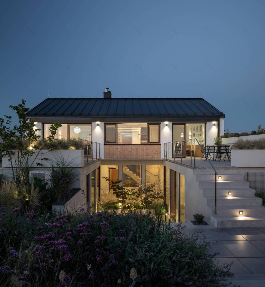 带中庭的家庭住宅丨捷克丨SENAA architekti-30