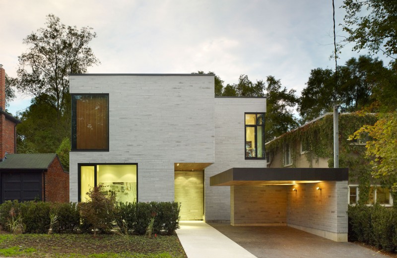 Cedarvale Ravine House by Drew Mandel Architects-11