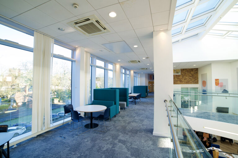 Edgbaston School For Girls学习空间翻新项目丨Envoplan-30