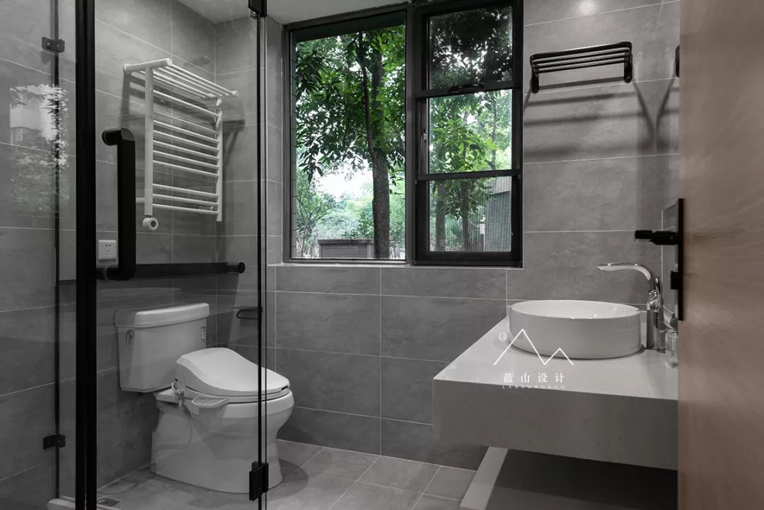 重庆 140㎡四居老房翻新,功能分区明确,焕然一新-52