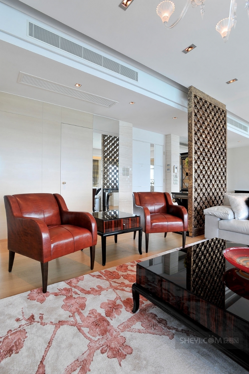 西九凯旋门：属于你的浪漫之都-9