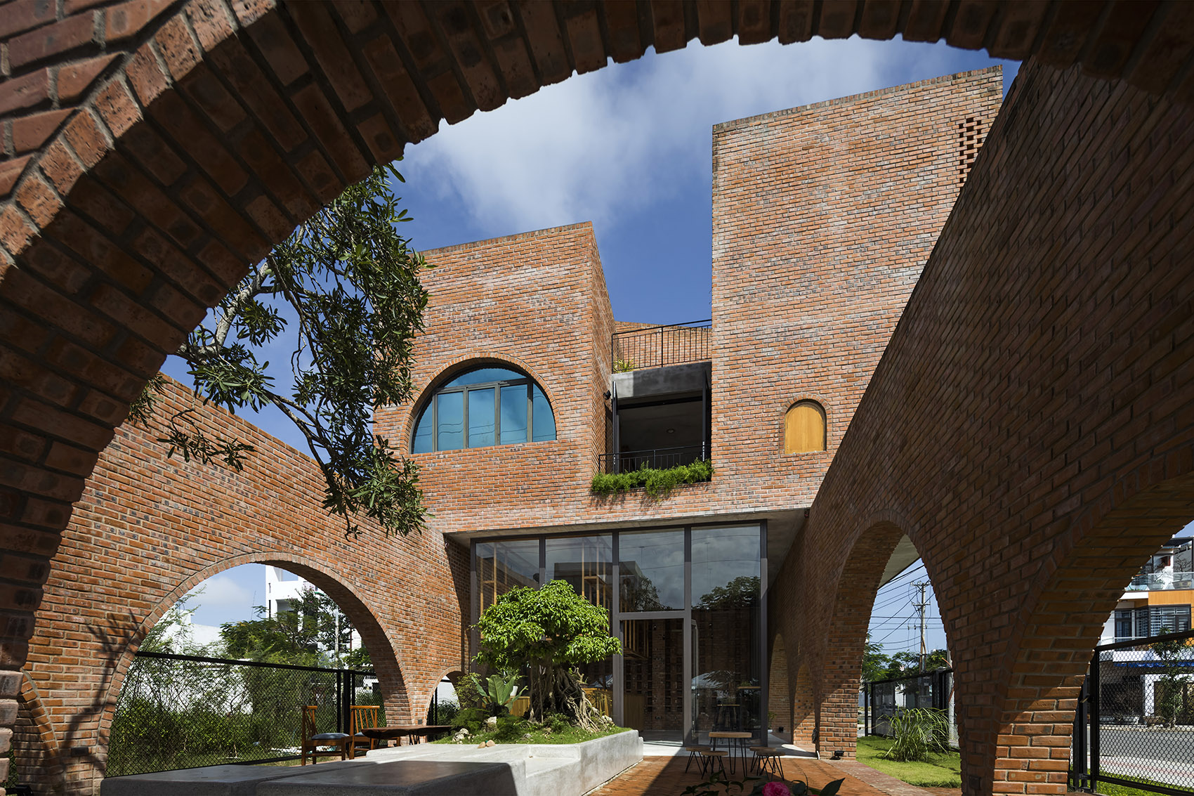 Cuckoo住宅，越南 / Tropical Space-24