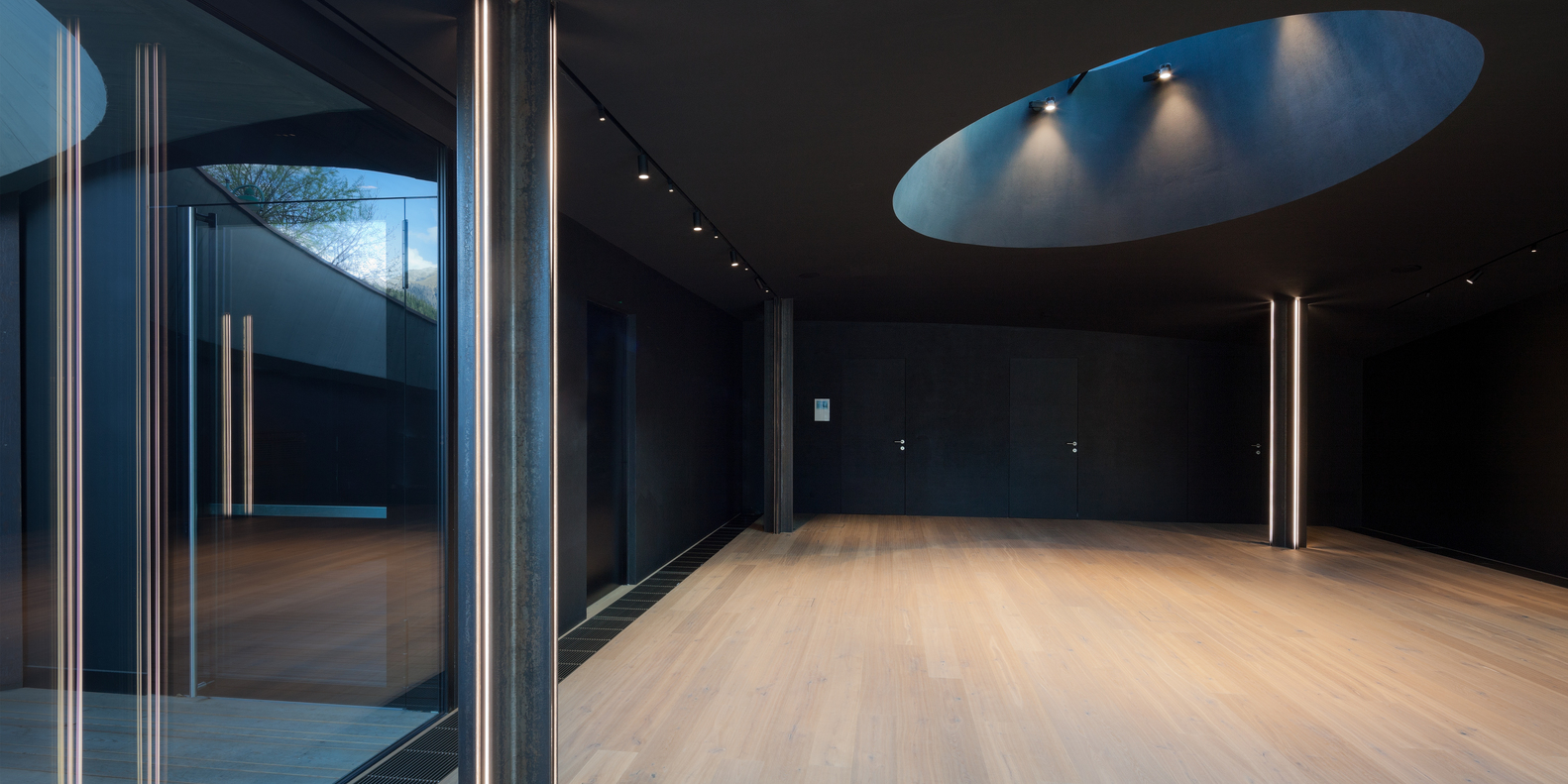 弗朗茨·克拉勒品牌南蒂罗尔地区奢侈品购物建筑设计-69