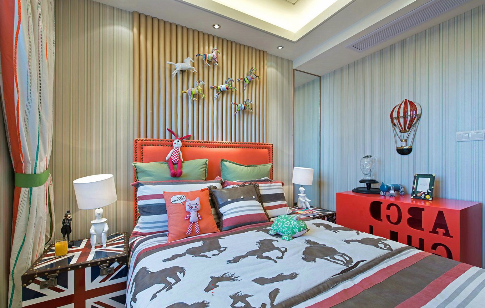 雨润新城港式样板间-14