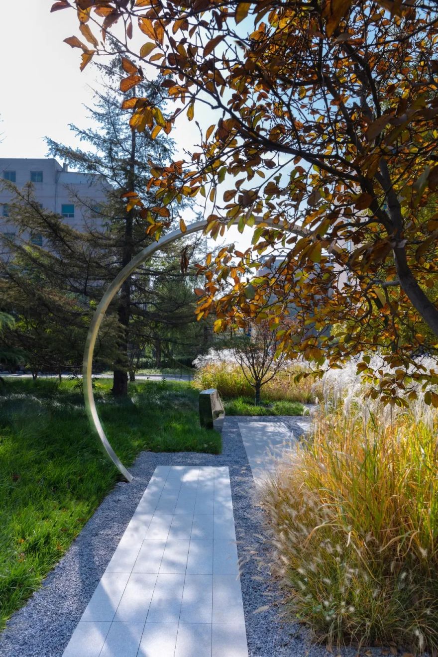 蓝海引擎产业园 | 花园式办公环境引领城市更新-54