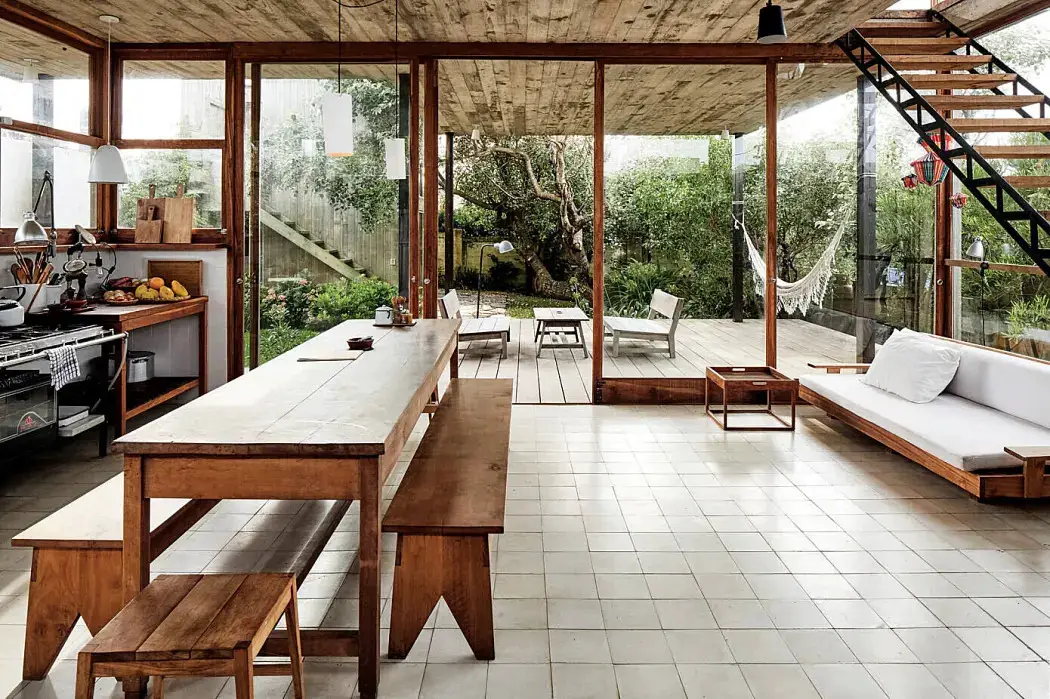 乌拉圭海滨的简约混凝土建筑 | Sticotti 的完美设计-2