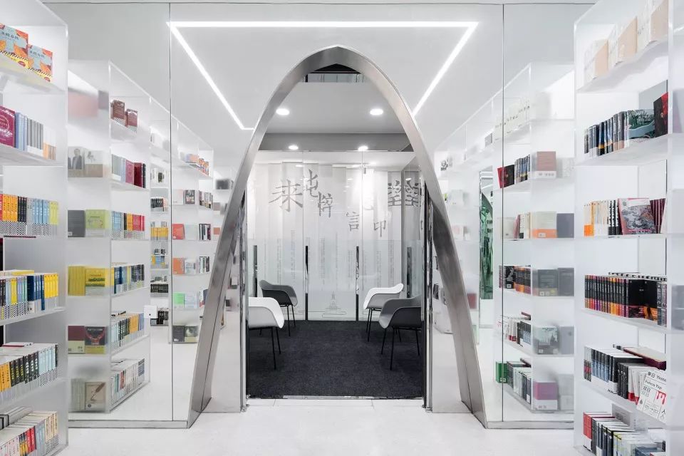 古城里的宝藏盒子 - 扬州慢×新华书店 / Wutopia Lab-39