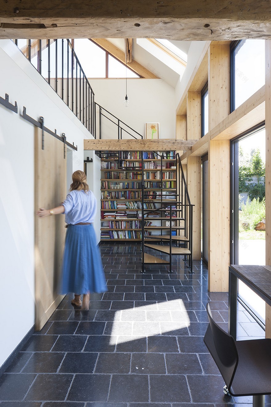 Old Clay Timbered House Renovated in Belgium by Burobill-9