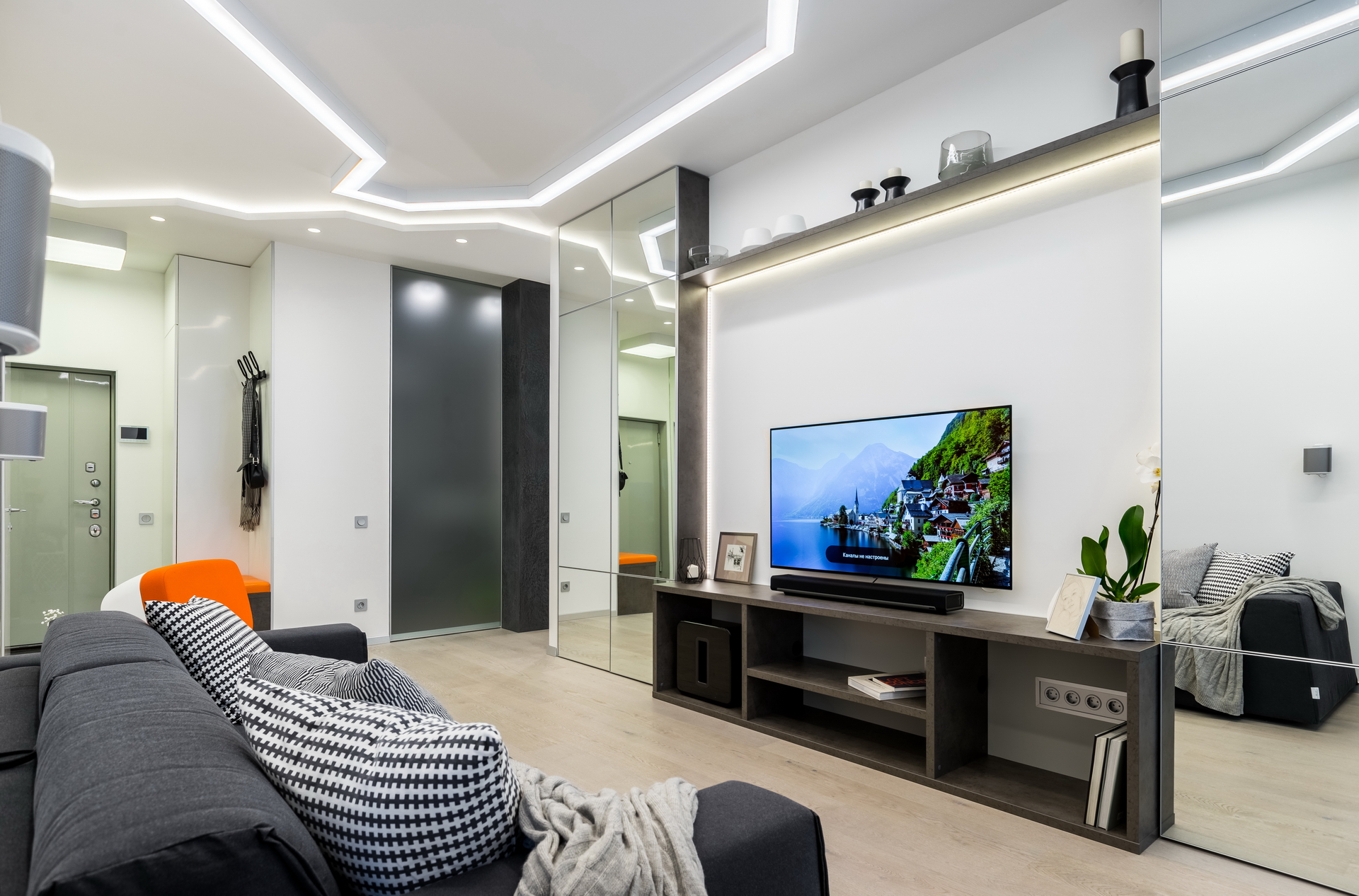 Квартира на Обводном-19