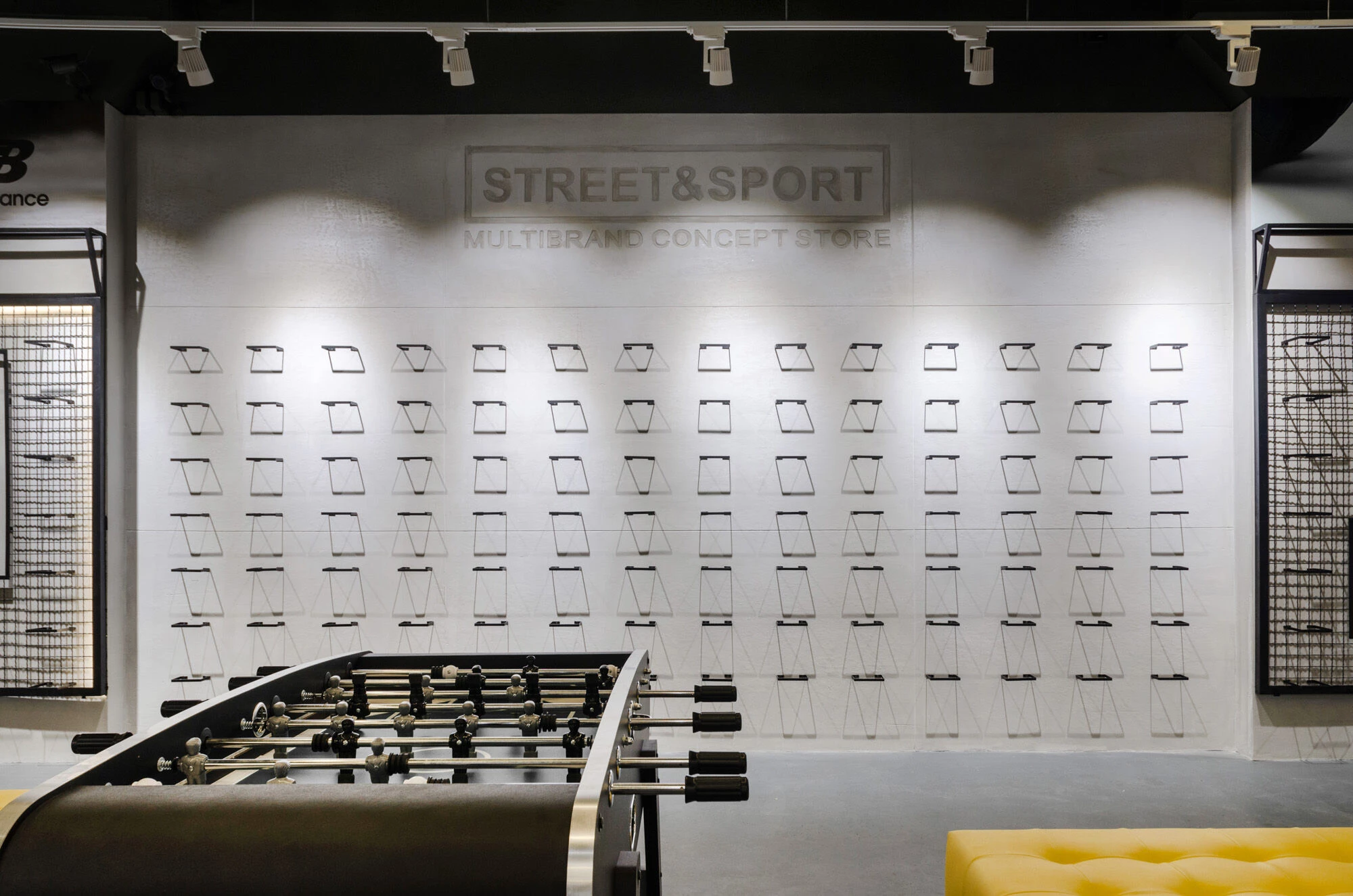 STREET & SPORT 展厅丨AB+Partners-19