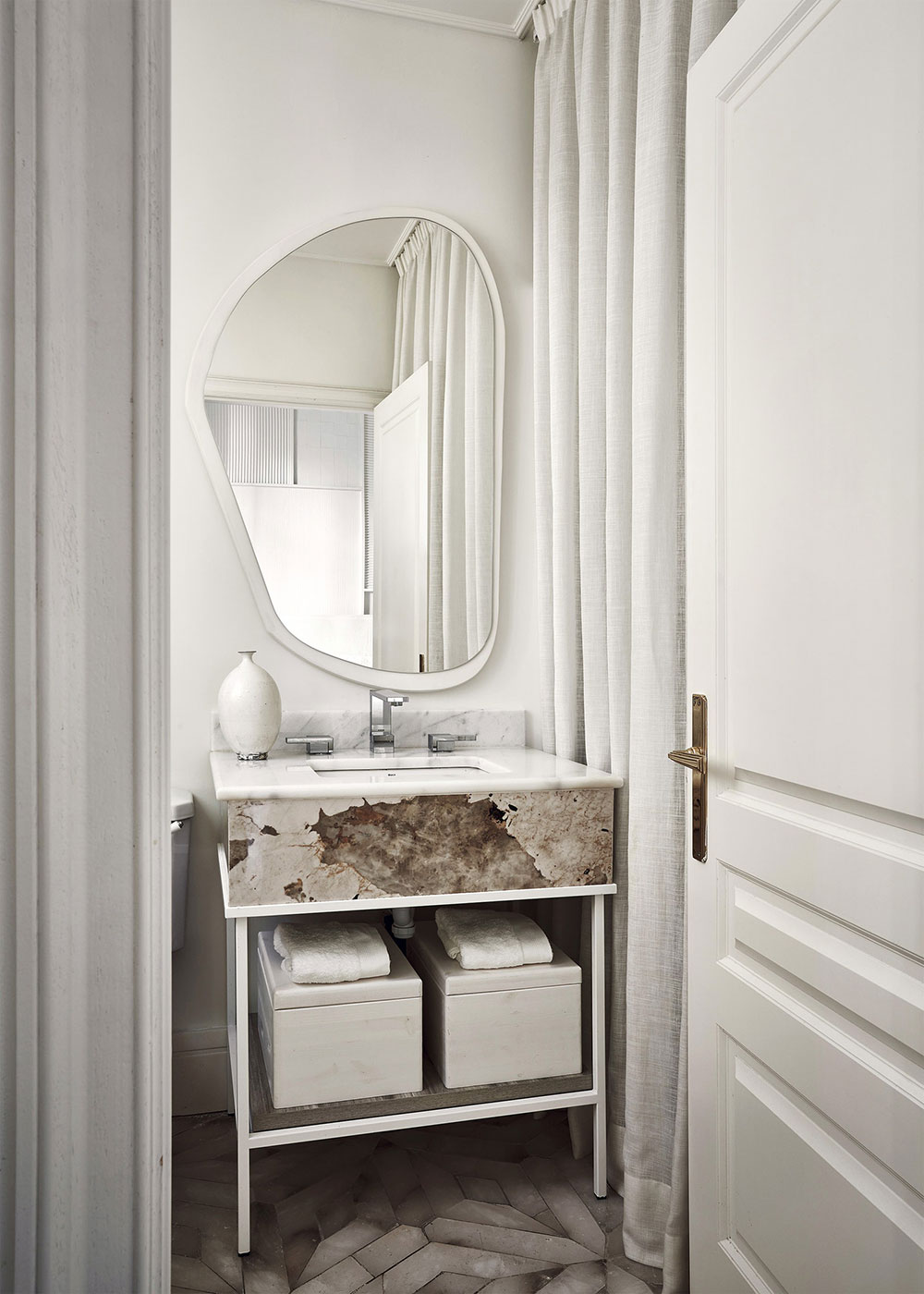 Madrid 设计师公寓 | 白色王国与质感之美-19