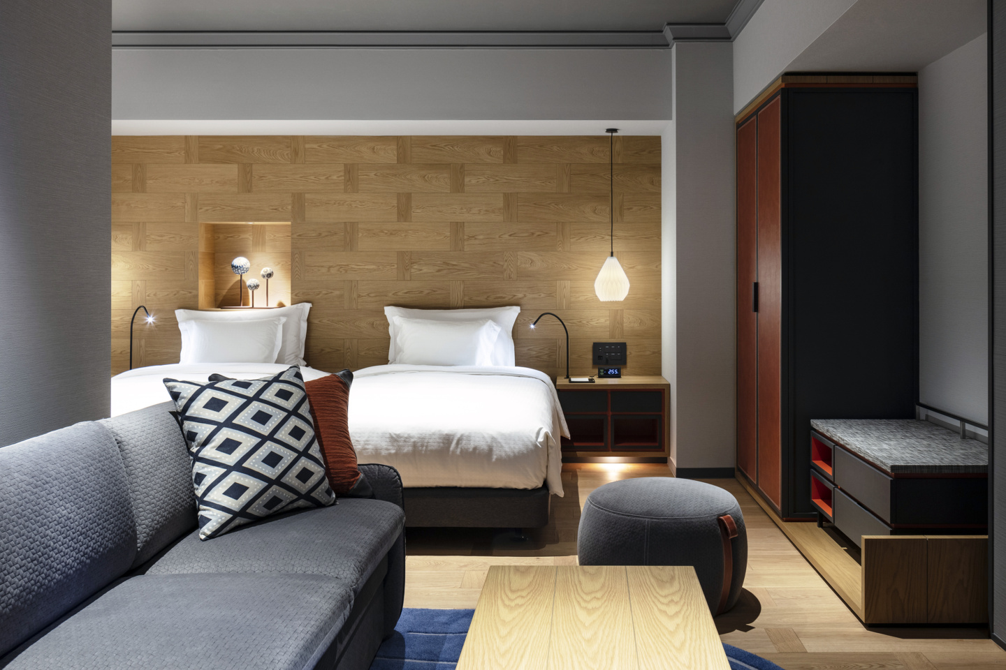 GUEST ROOMS [JUNIOR SUITE] -SWISSOTEL NANKAI OSAKA- | DESIGN STUDIO CROW-2