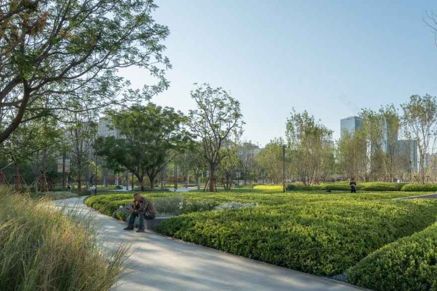 郑州郑东万象城景观设计丨中国郑州丨PLAND博度景观设计(上海)有限公司-39