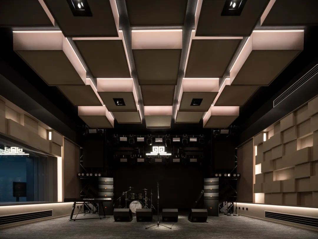 唱片工作室丨中国昆明丨主案方飞,朱兴鹏,参加设计赵超-41