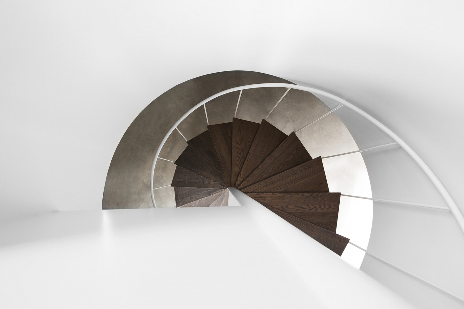 加拿大湖泊风景住宅 | 非传统布局与自然景观的完美融合-34