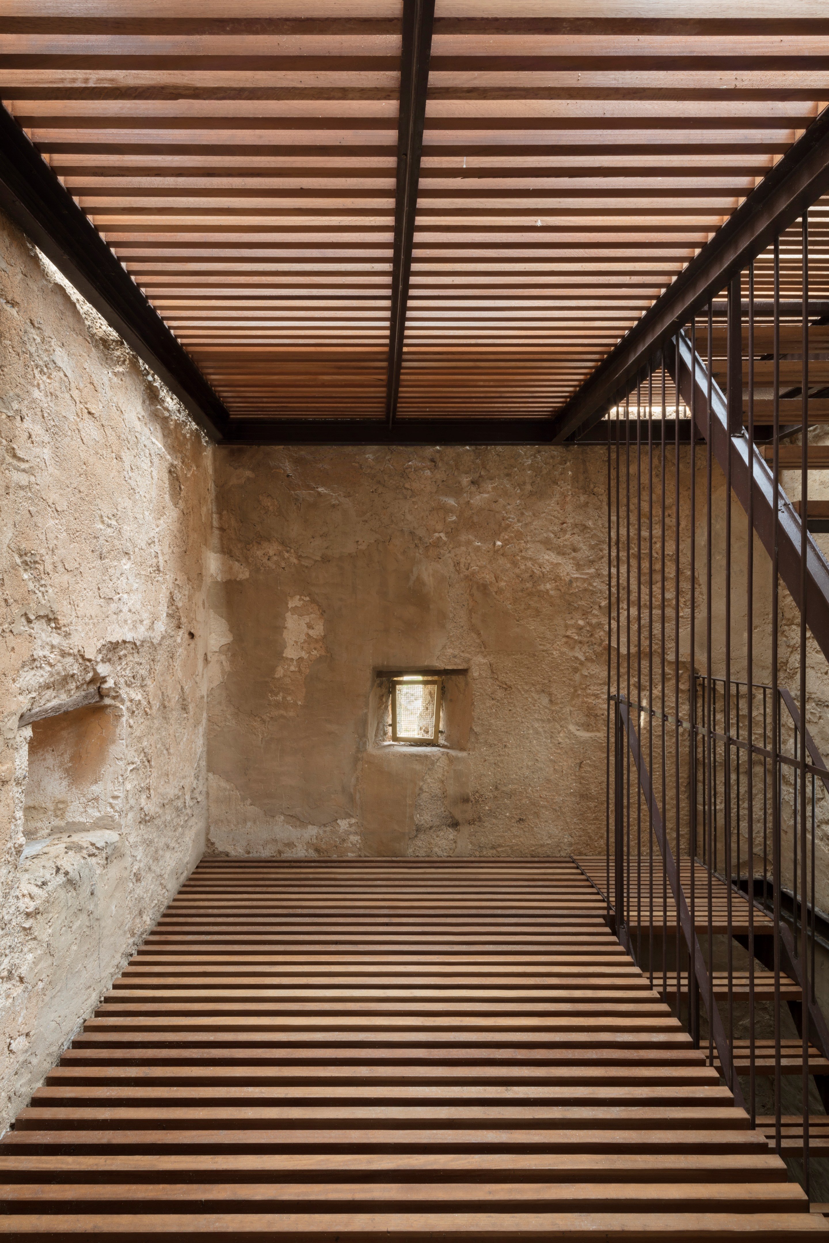 西班牙埃斯皮奥卡塔楼建筑改造-24