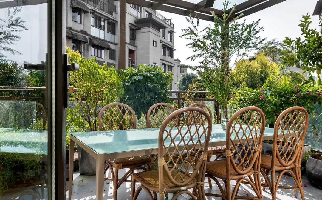 三代同堂的现代宜居之家-37