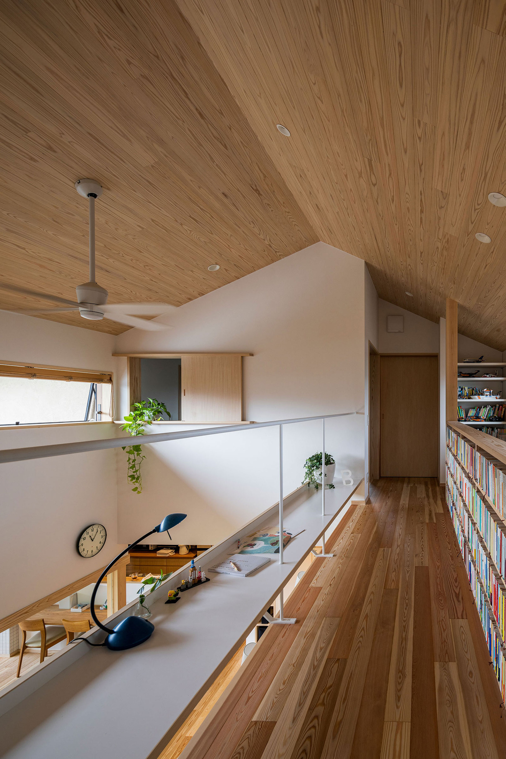 House with Grapevine Trellises / Takashi Okuno & Associates-19