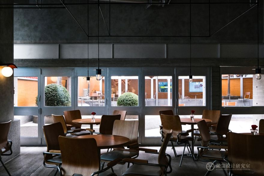 「被撕开的礼盒」SOONSOO CHICKEN中国首店设计丨中国郑州-27