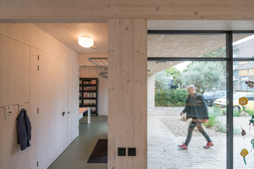 KAW's ActiveHouse generates more energy than it consumes-8