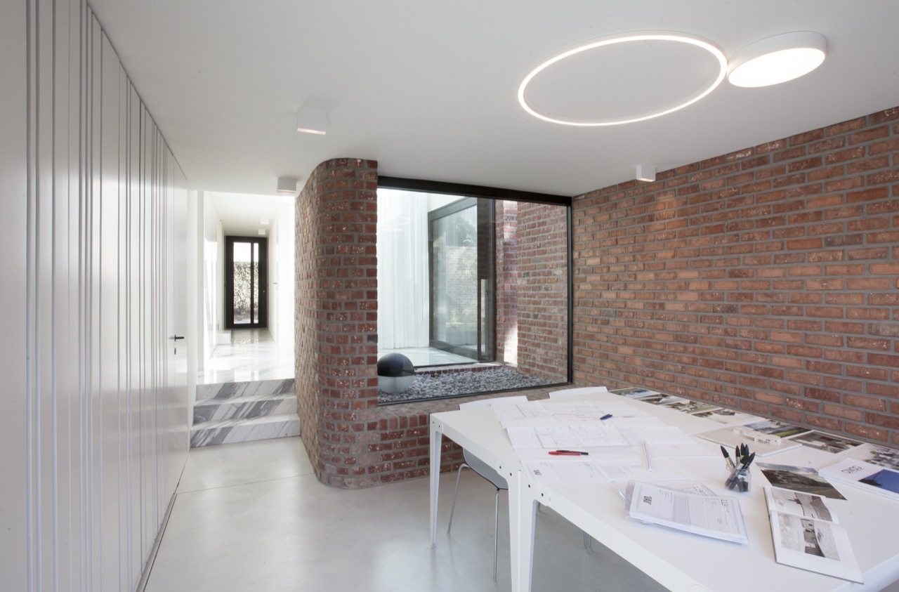 比利时哈塞尔特现代家庭住宅-85