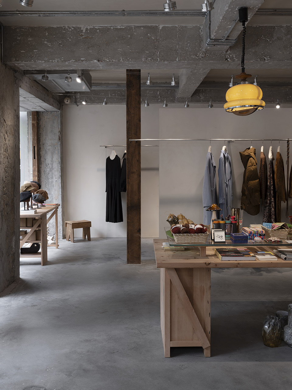 MSLAN corner 服装店丨中国厦门丨退化建筑-22