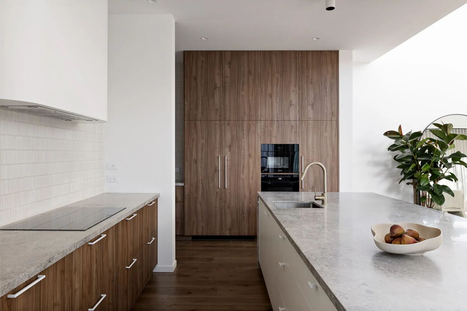 普洛米纳德 4 号住宅（Promenade 4）丨Latitude 37-15