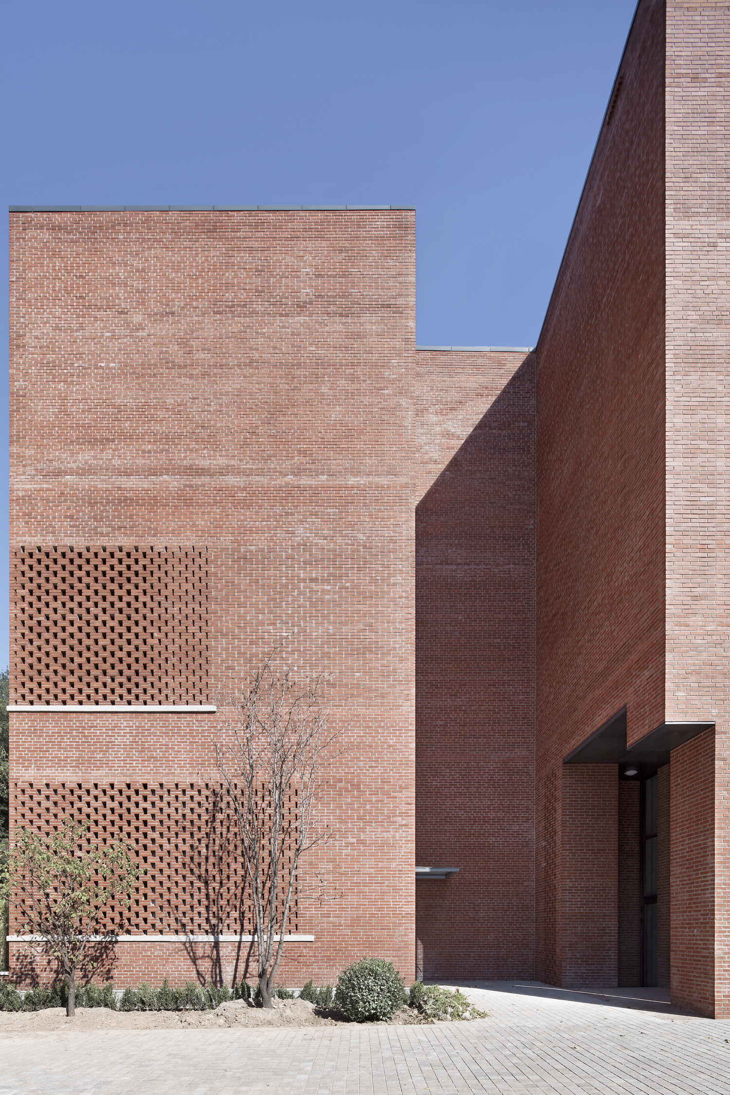 清华中央食堂 | 校园公共空间的新生-33