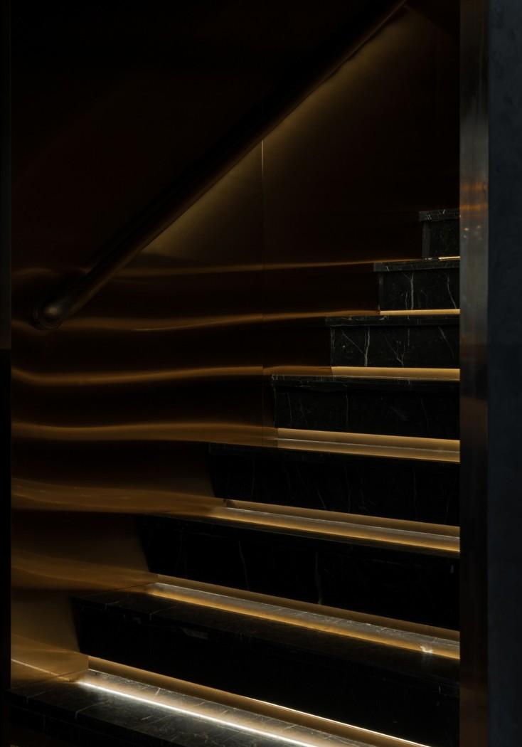 迷之秘境 | 复古元素与现代酒吧的完美融合-17