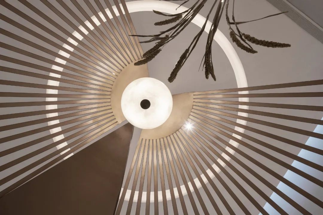 金辉×Z.POWER | 流动的东方幻境-29