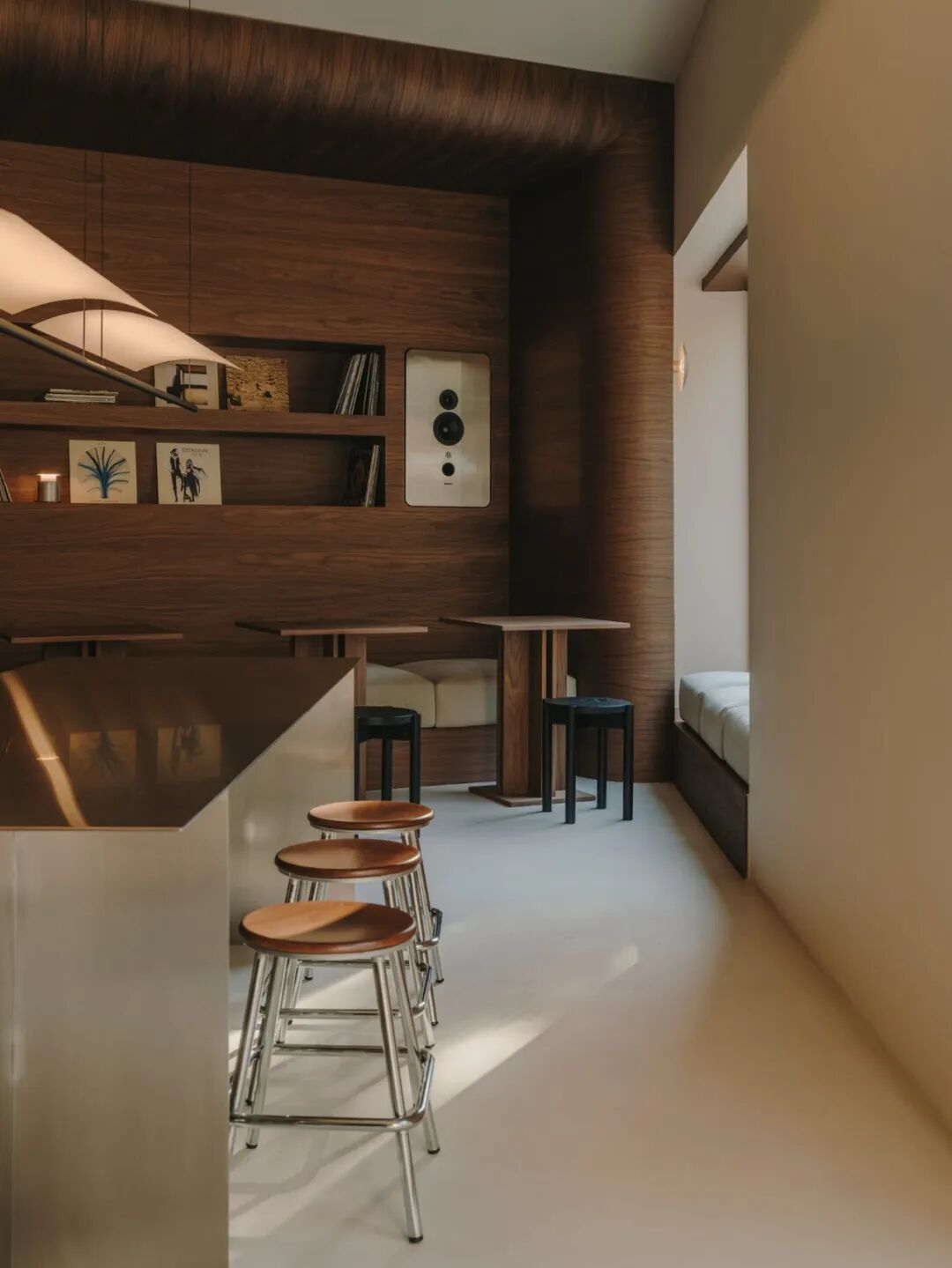 巴塞罗那的爵士乐咖啡馆 Jaç Hifi Café丨西班牙巴塞罗那丨Ligia 和 Arnau 夫妇-16