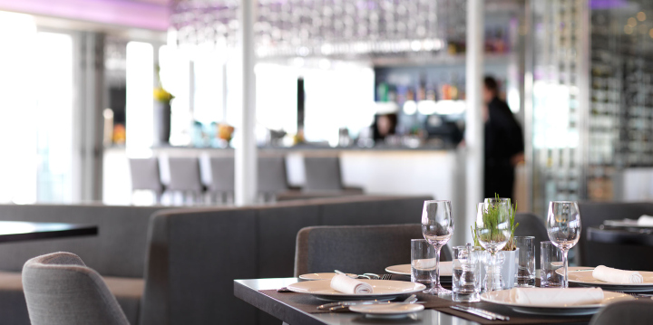 Sunborn Gibraltar直布罗陀游艇酒店设计-9