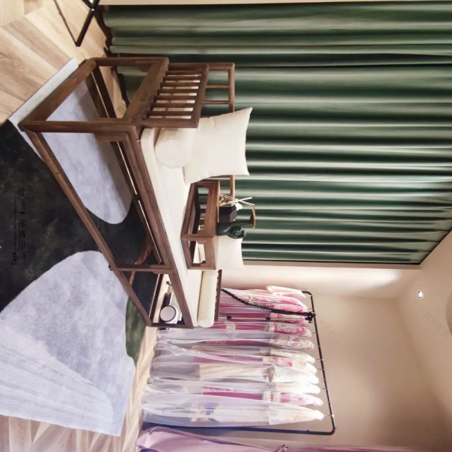 轻奢宫主婚纱店,展现独特审美体验-26