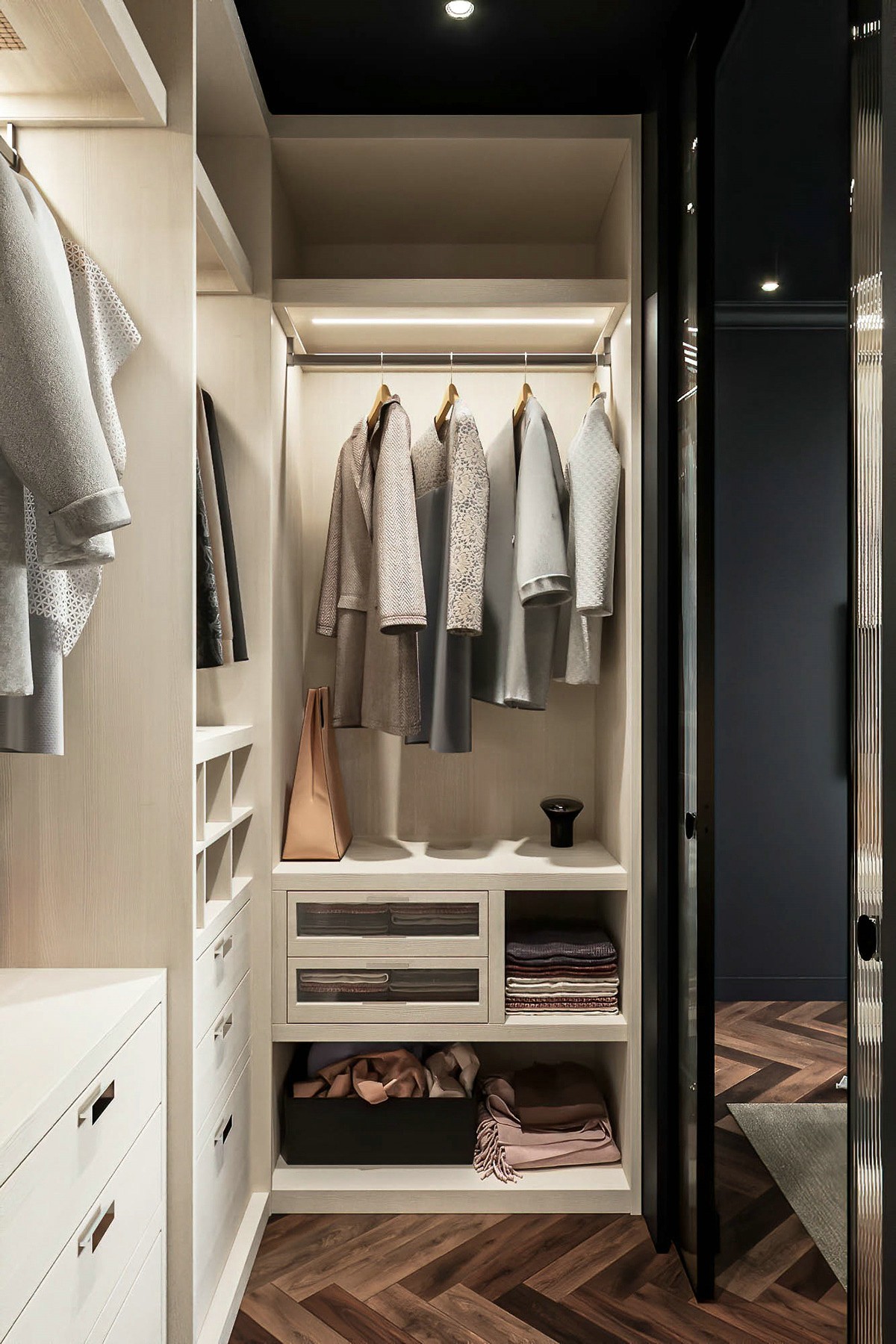 气质优雅的低奢空间-15