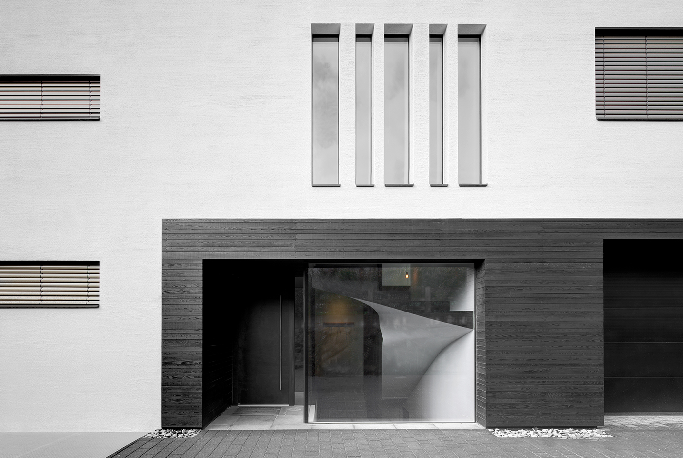 多功能公司建筑与住宅公寓一体化设计-14