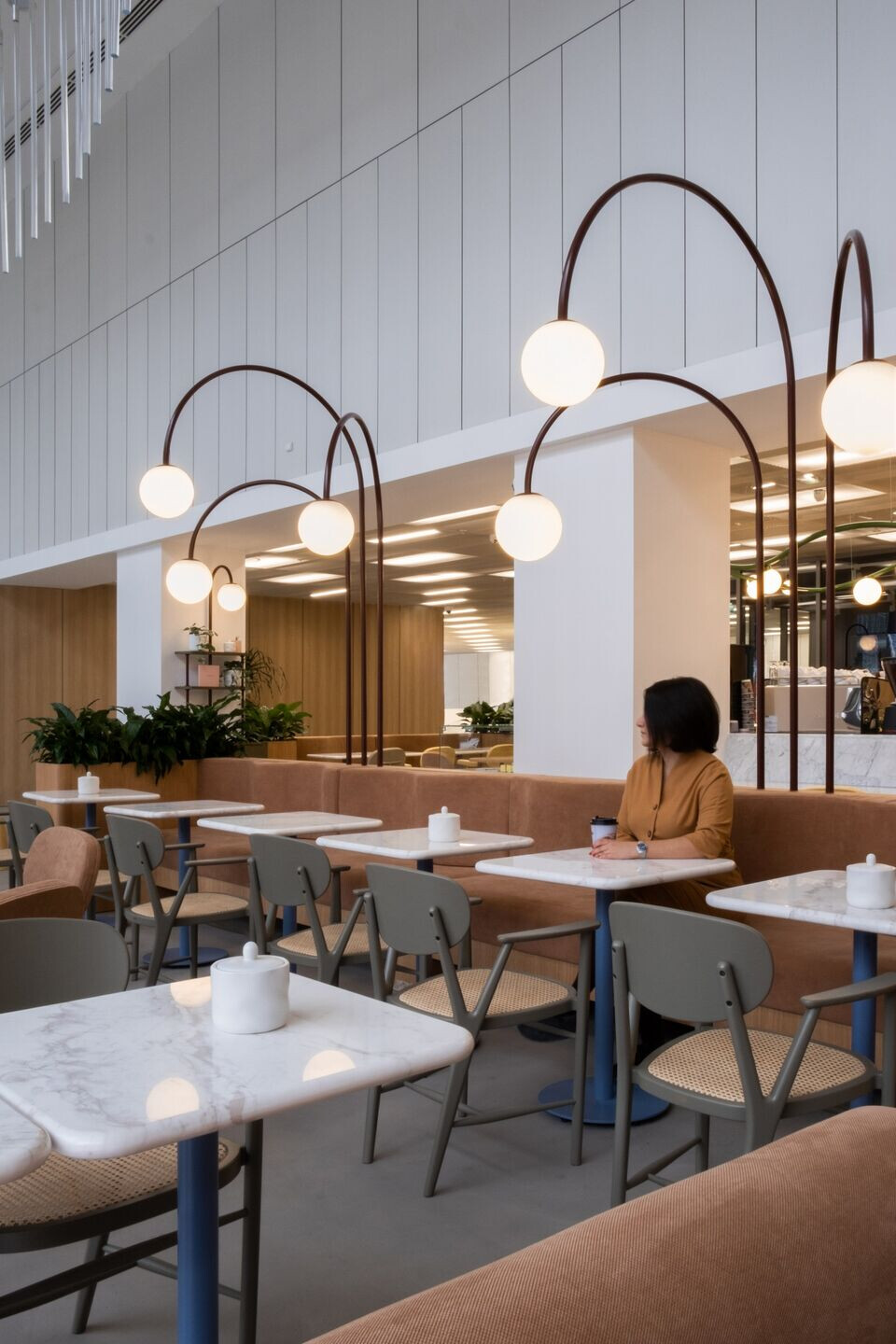 俄罗斯 Éclair 咖啡厅丨STUDIO SHOO-17