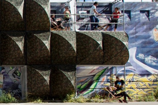 垂直露营地A  Kamp47丨法国马赛丨建筑师兼艺术家斯特凡·马尔卡-2