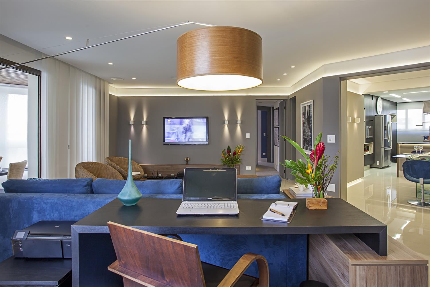 90 年代公寓现代化改造 | 木质与玻璃的完美融合-3