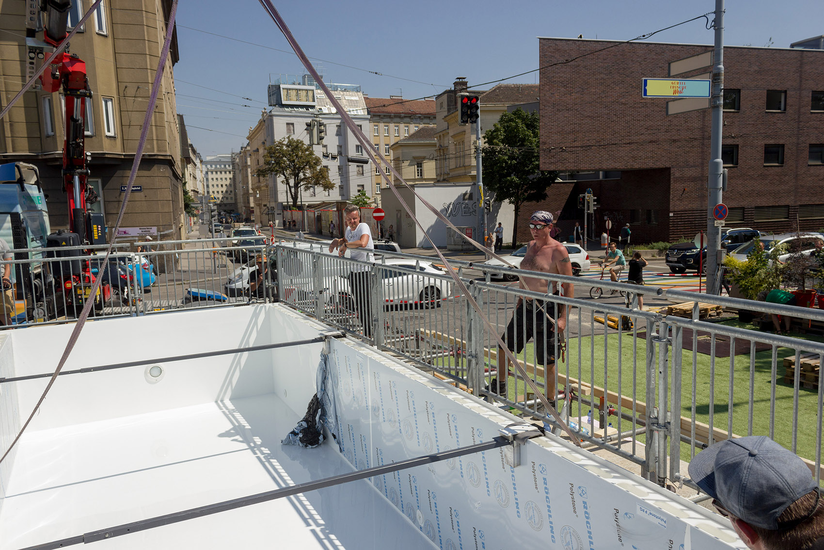 火车站前的新鲜地带,维也纳 / art: phalanx + heri&salli-36