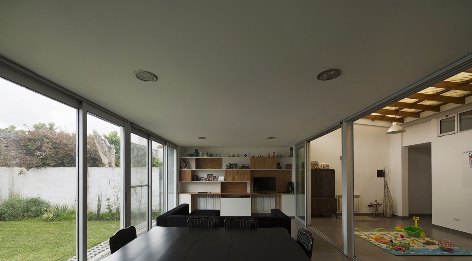 阿根廷沉默住宅 IV——隔世独居的宁静空间-35