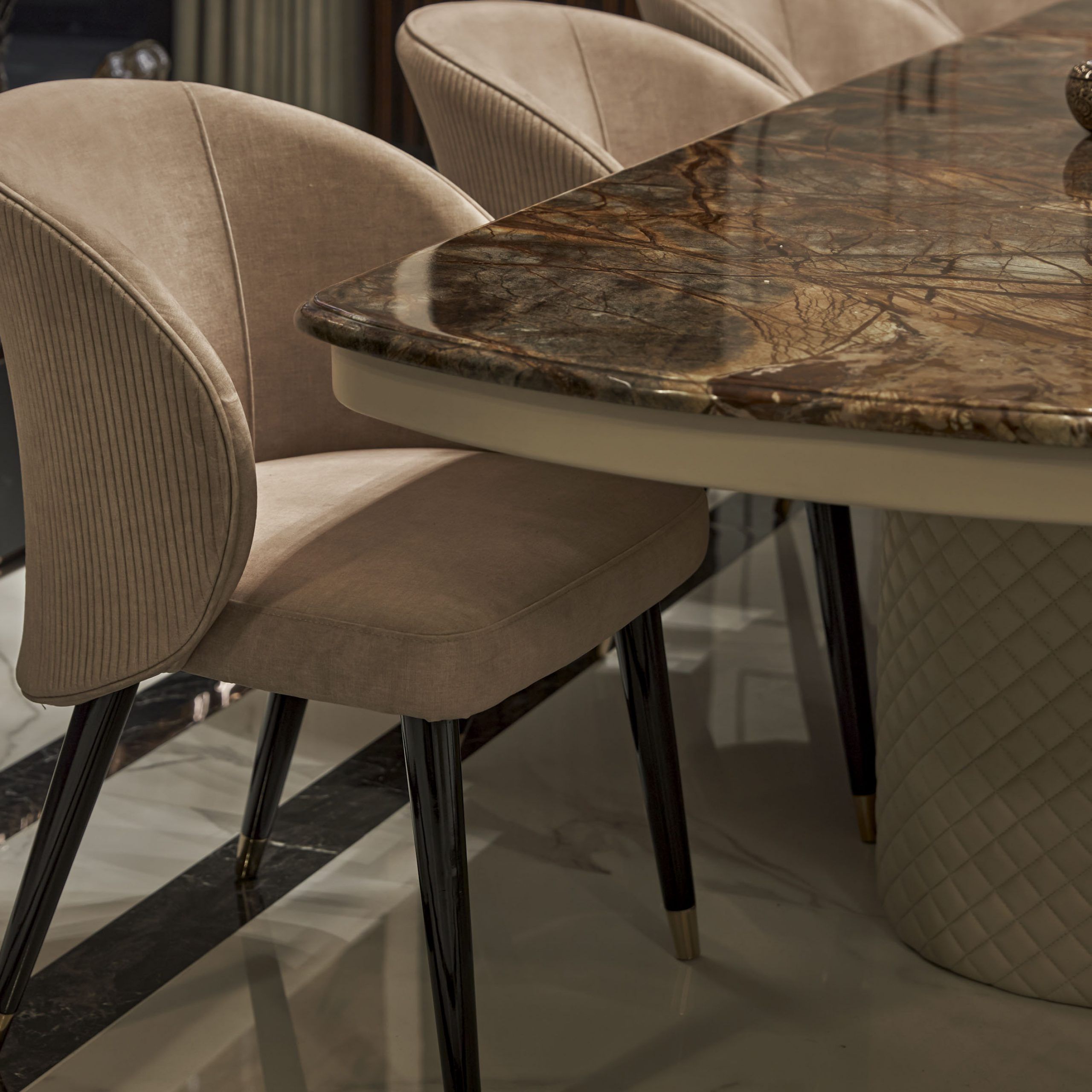 亚洲风格三层别墅设计，打造家庭温馨空间-115