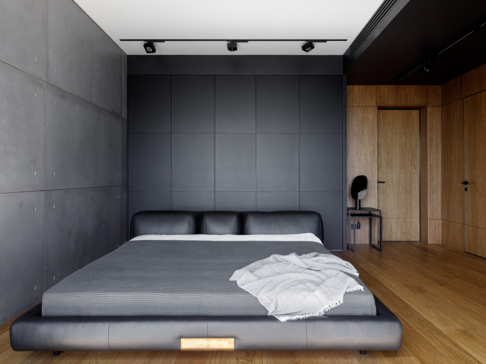 现代极简黑灰公寓 | 设计师伊利亚·泽伊曼的杰作-24