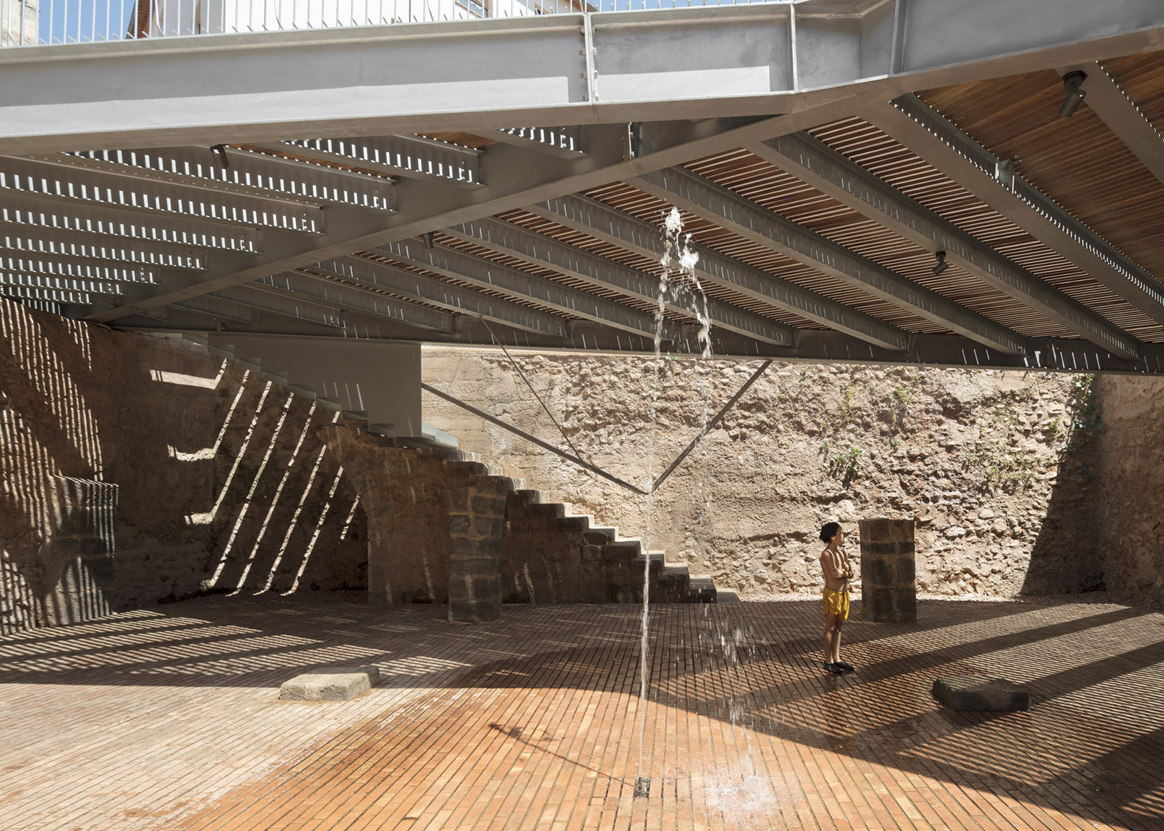 犹太教堂广场改造丨西班牙-48