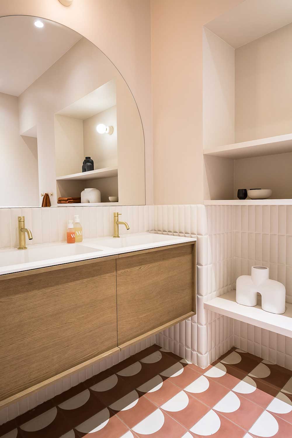 巴黎时尚公寓 | 弧形设计与色彩的完美结合-23