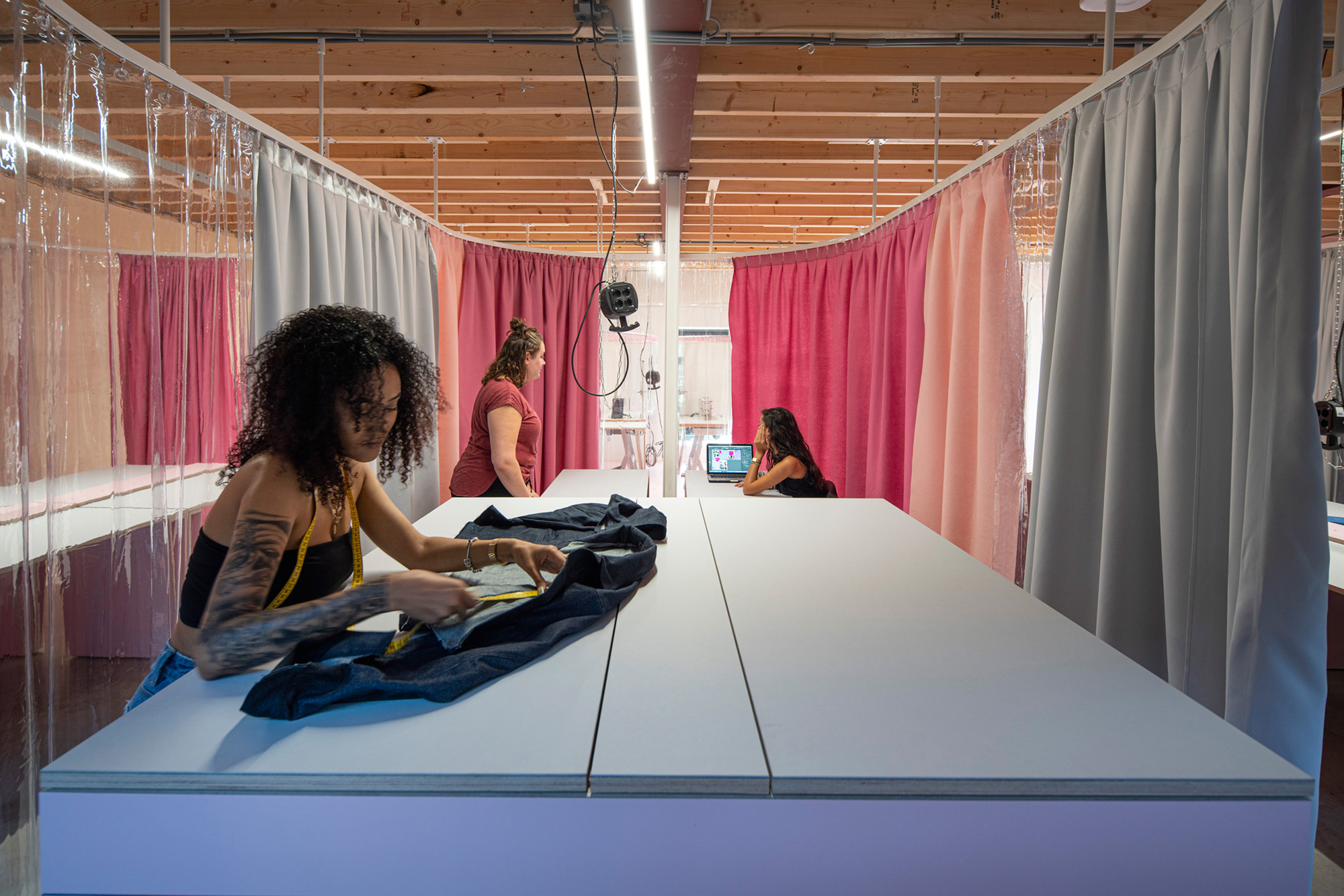 Zadkine Fashion Learning Workshop / Krill-Office for Resilient Cities and Architecture-22