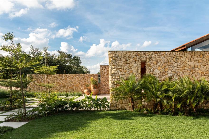 巴西绿色农场住宅-4