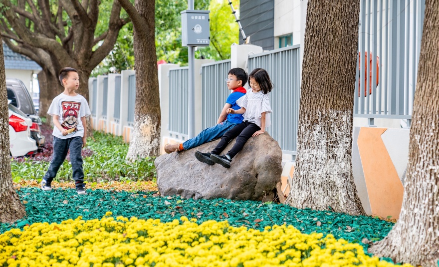 《稚趣街角》 | 微更新下的魅力街角设计-72